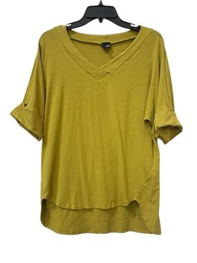 Lisa Bayne Chartreuse Green V-Neck Short Sleeve Tunic Top sz M Olive Acid
